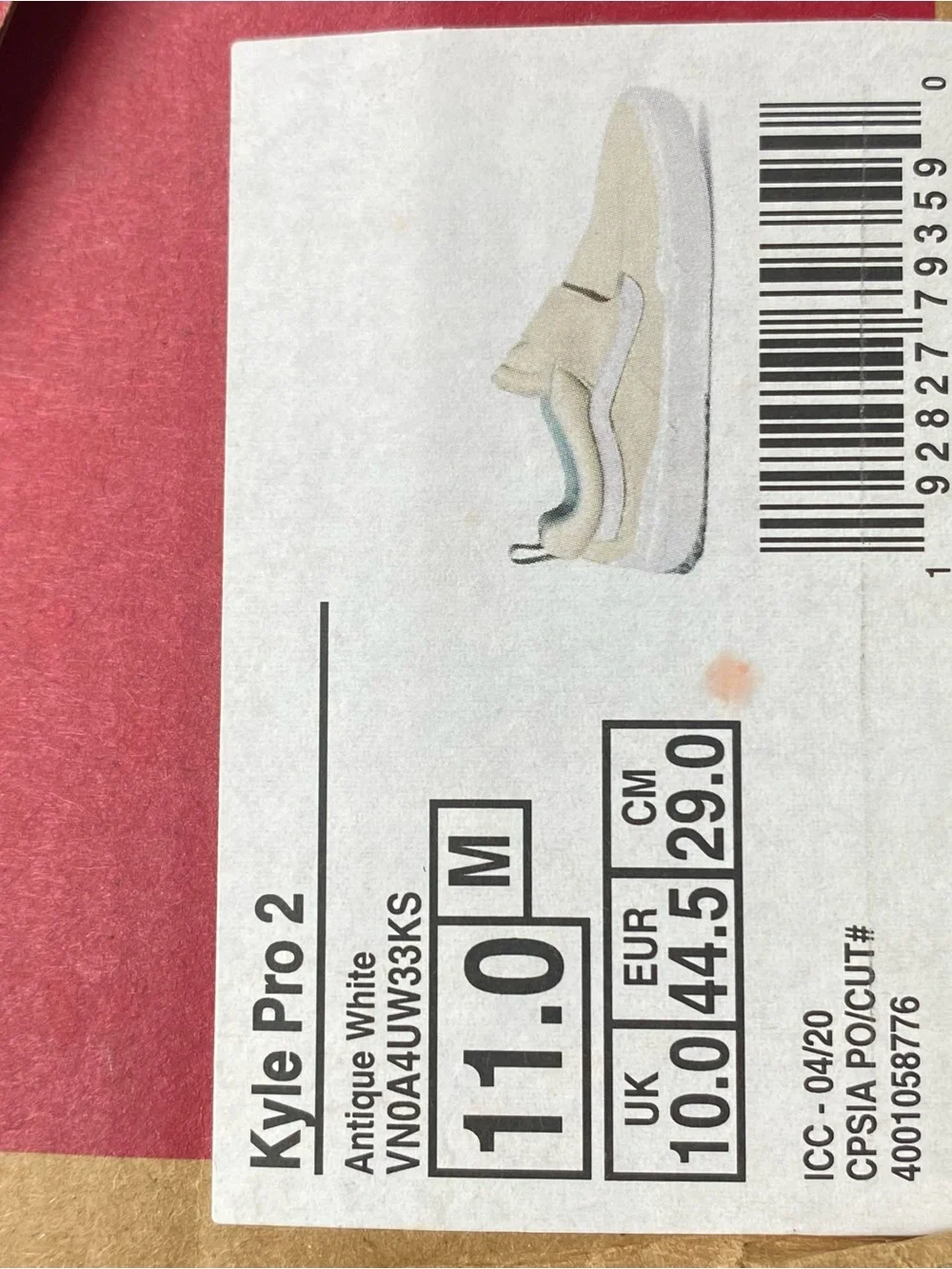 Vans Men’s Cream & Teal Low-Top Strap Sneakers